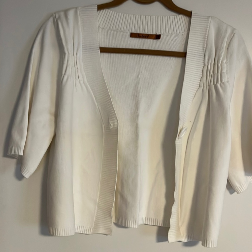 Sweater jacket short sleeve Size N